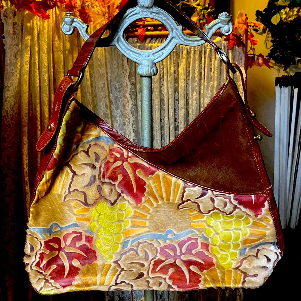 Unusual Wine Design Leather Brahmin Purse